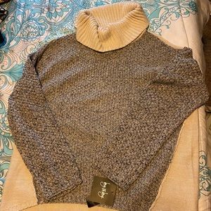 Sweater shirt/ can also be dress
